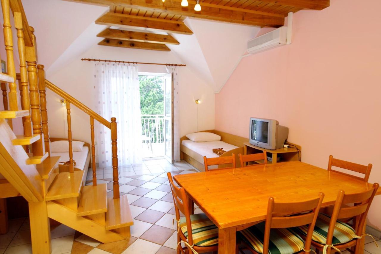 Apartments With A Swimming Pool Jadranovo, Crikvenica - 3238 Esterno foto
